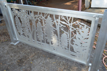 custom-stair-railing-balcony-tree-landscape-art-7